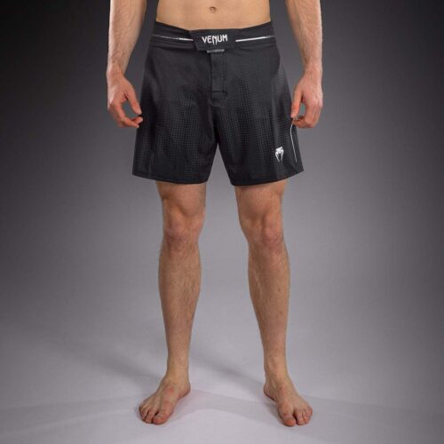 Venum Stealth fightshort zwart wit