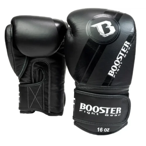 Booster V3 fightset zwart met handschoenen en scheenbeschermers