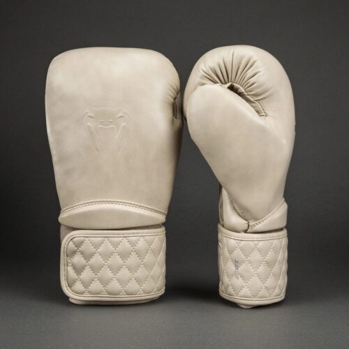 Venum Impact Classic bokshandschoenen Ivory