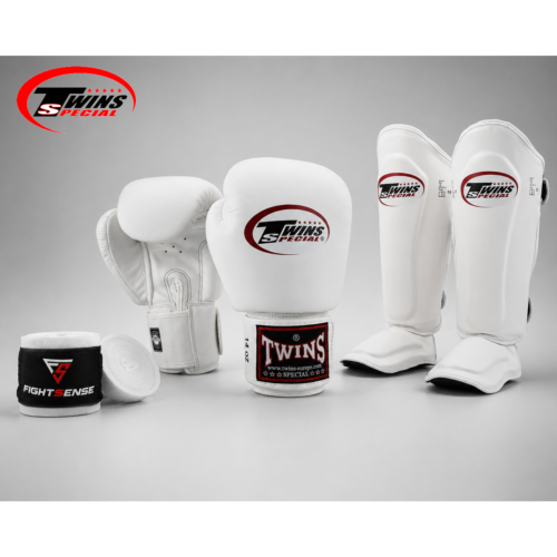 Twins Special fightset bokshandschoenen en scheenbeschermers wit